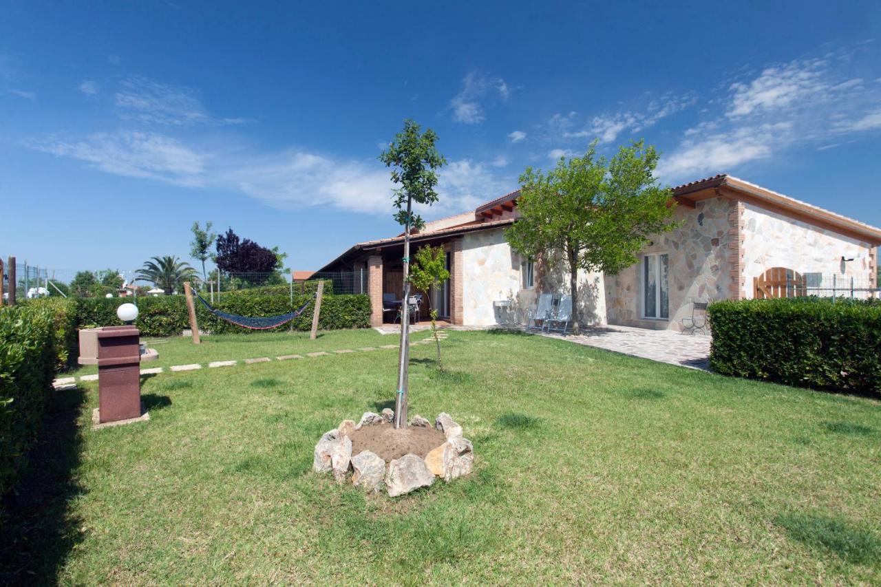 Fattoria Maremmana Aparthotel Marina di Grosseto Exteriör bild