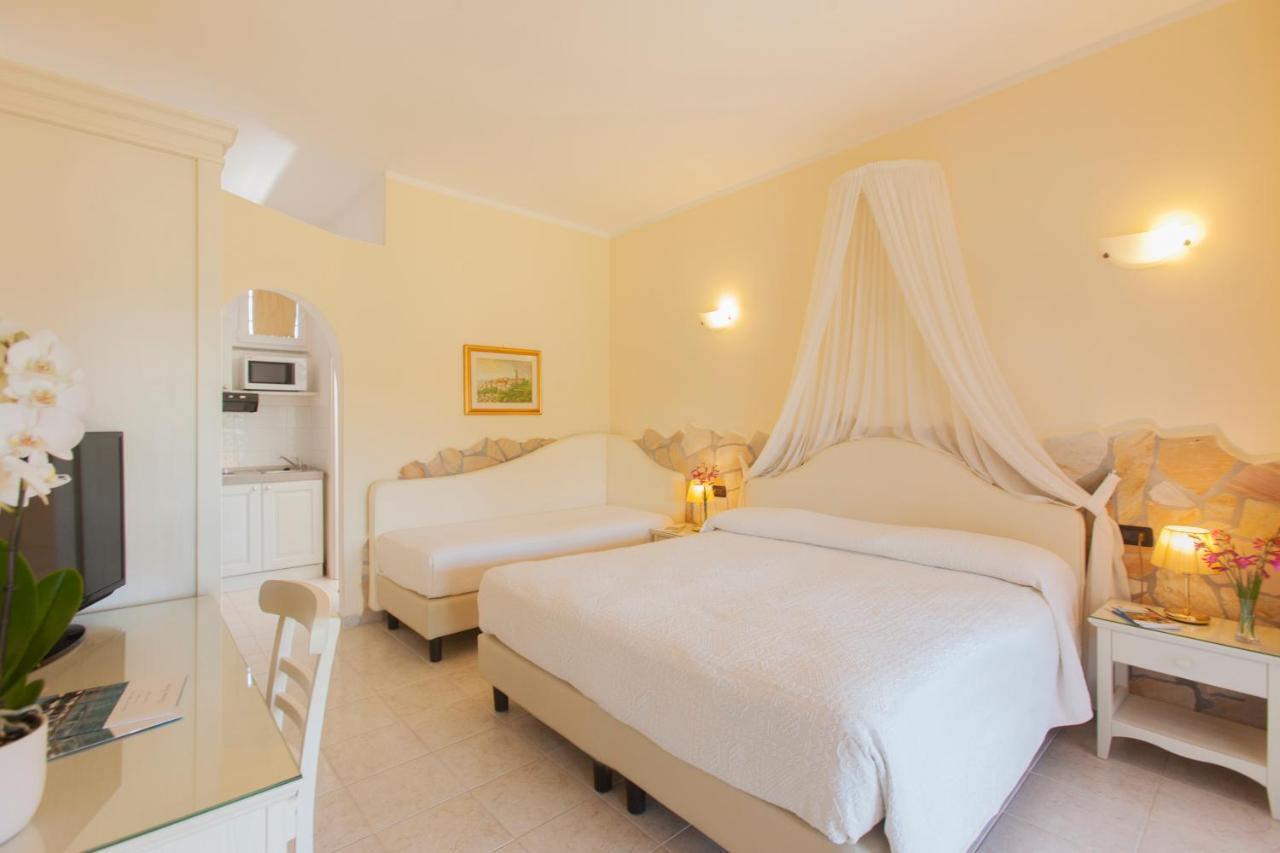 Fattoria Maremmana Aparthotel Marina di Grosseto Exteriör bild
