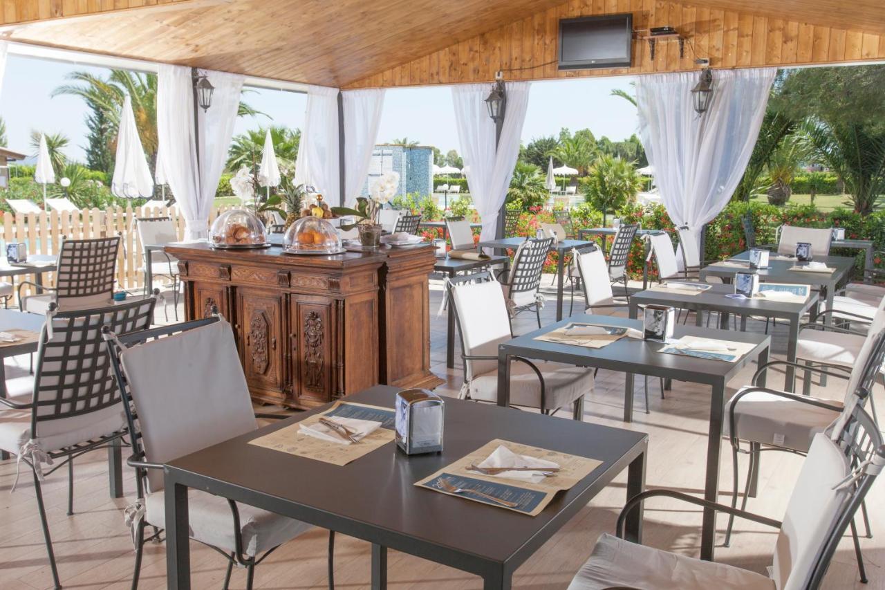 Fattoria Maremmana Aparthotel Marina di Grosseto Exteriör bild