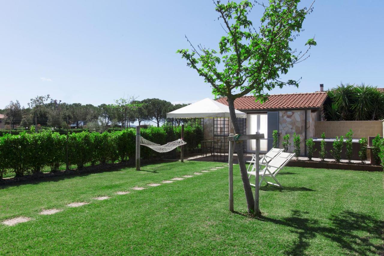 Fattoria Maremmana Aparthotel Marina di Grosseto Exteriör bild